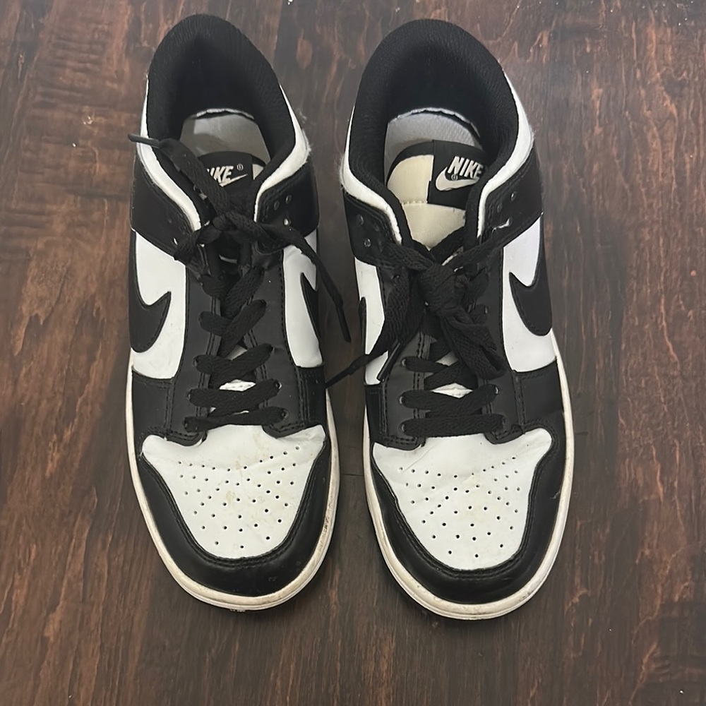 Nike Classic Black and White High-Tops